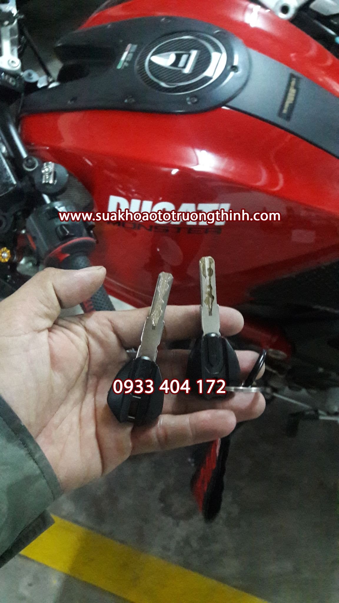 Chìa khóa xe ducati