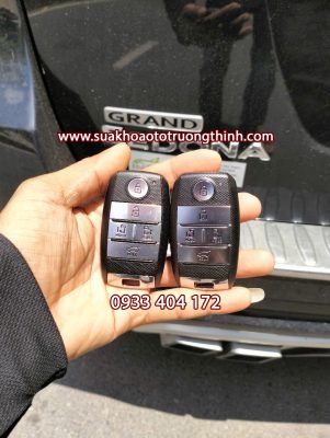 Làm chìa khóa xe kia sedona 2015 - 2021 , chìa khóa chính hãng giá rẻ ở tphcm