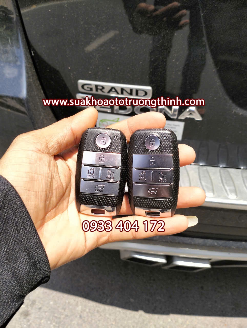 Làm chìa khóa xe kia sedona 2015 - 2021 , chìa khóa chính hãng giá rẻ ở tphcm